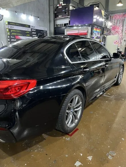 BMW G바디 5시리즈 520d 전체랩핑 CYS Film Piano Black 안산 / 경기 안산