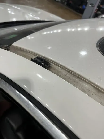 BMW F10 520d PET 피아노블랙 고광택 블랙 루프스킨 랩핑 작업 안산 / 경기 안산