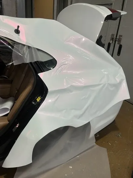 제네시스 DH G80 PET White to Pink 전체랩핑 전체제거 사고수리 번호판등 교환 스포일러 글라스윙 장착 튜닝 안산 / 경기 안산