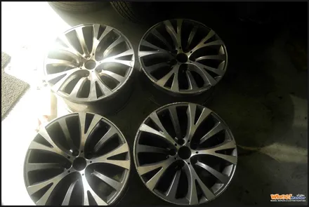 [울산휠수리][휠도색]bmw 5gt 순정휠 블랙유광 분체도장 휠도색[휠복원] / 울산 북구