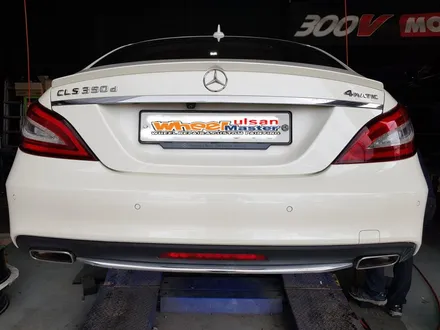 [울산휠마스터][휠복원][휠복원잘하는집]벤츠 CLS350D 다이아몬드컷팅 휠 복원 / 울산 북구
