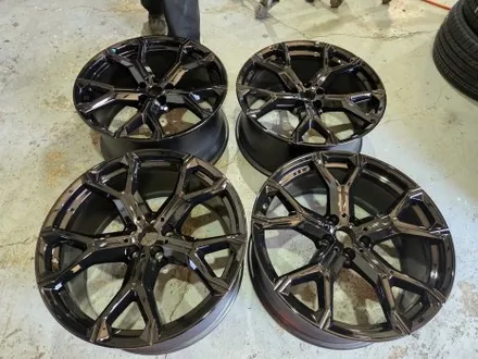 [울산 휠복원] 휠마스터 BMW X5 21인치 741M 휠 유광블랙 분체도장 휠도색 작업 / 울산 북구
