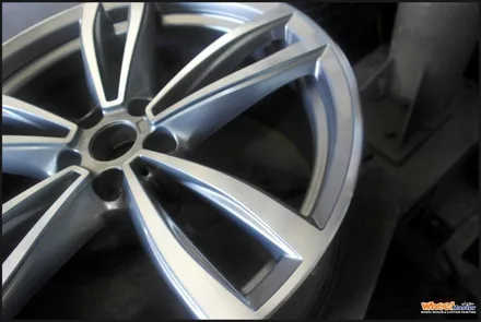 [울산휠수리][휠복원]bmw 740ld 순정 다이아몬드컷팅휠 휠복원 / 울산 북구