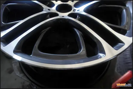 [울산휠][다이아몬드컷팅휠][휠수리]bmwx4순정휠 다이아몬드컷팅휠복원 / 울산 북구