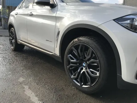 [울산휠마스터][울산휠복원][휠복원잘하는집]BMW X6 고스트크롬 휠 도색 / 울산 북구