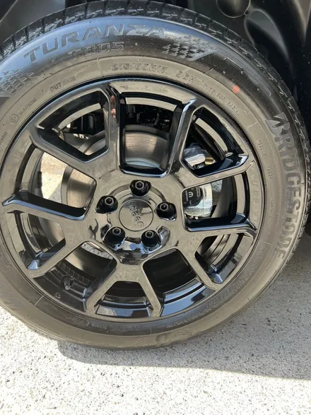 [울산휠마스터][휠도색잘하는집]JEEP 레니게이드 블랙유광 휠도색 / 울산 북구