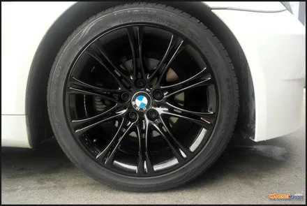 [울산휠도색][울산휠튜닝]bmw e60 5시리즈 345m휠 블랙유광 휠도색 / 울산 북구