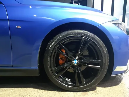 [울산휠마스터][휠도장][울산휠도색잘하는집]BMW 330i 블랙유광 분체도장 / 울산 북구