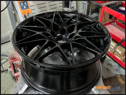 [울산휠도색,휠수리,휠복원] 울산휠마스터 bmw m4 컴페티션 20인치 666m휠 블랙유광 휠도색 / 울산 북구