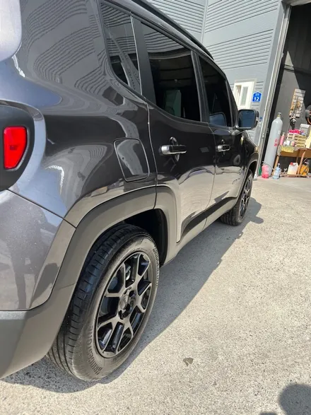 [울산휠마스터][휠도색잘하는집]JEEP 레니게이드 블랙유광 휠도색 / 울산 북구