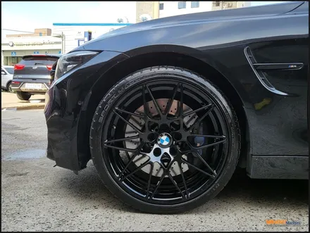 [울산휠도색,휠수리,휠복원] 울산휠마스터 bmw m4 컴페티션 20인치 666m휠 블랙유광 휠도색 / 울산 북구