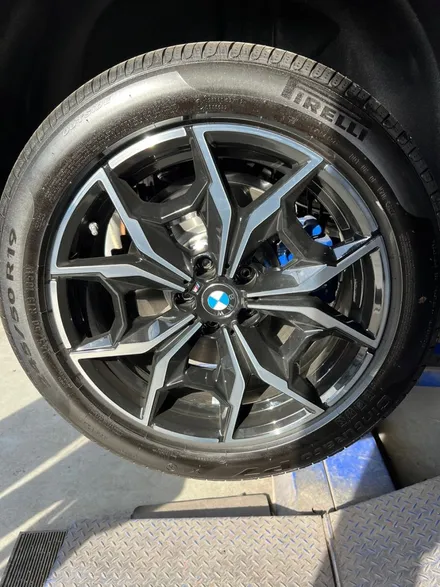 [울산휠마스터][울산휠도색][캘리퍼도색][휠, 캘리퍼 도색맛집]BMW X4 휠 블랙유광 및 캘리퍼 도색 / 울산 북구