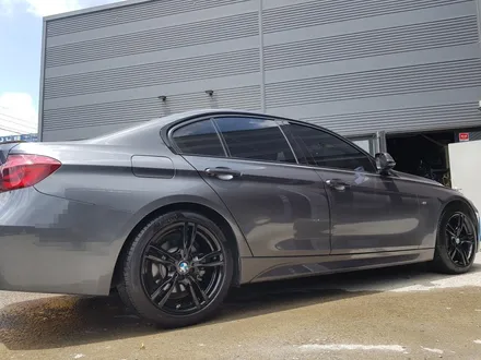 [울산휠마스터][울산휠도색][휠도색잘하는집]BMW 3시리즈 블랙유광 분체도장 / 울산 북구