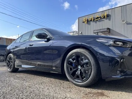 BMW 520i 신형 휠도색｜유광블랙 분체도장으로 완벽 복원｜울산 휠마스터 / 울산 북구