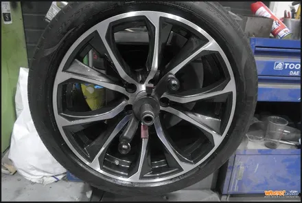 [울산휠][휠도색]BMW X6 순정휠 다이아몬드컷팅휠복원[휠수리] / 울산 북구