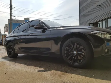 [울산휠마스터][울산휠도색잘하는집][블랙유광휠도색]bmw 3시리즈 블랙유광 분체도장 / 울산 북구