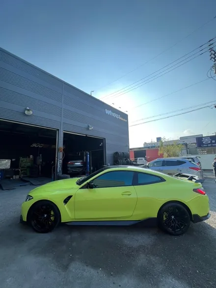 [울산휠마스터][울산휠도색][캘리퍼도색][휠, 캘리퍼 도색맛집]BMW M4 휠 블랙유광 복원 및 캘리퍼 도색 / 울산 북구