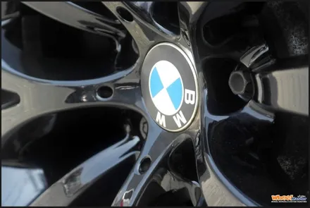[울산휠도색][휠수리]bmw 5gt 순정휠 블랙유광 분체도장 휠도색[휠복원] / 울산 북구