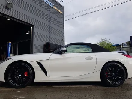 [울산휠마스터][울산휠도색][캘리퍼도색잘하는집]BMW Z4 블랙유광 휠 분체도장 및 캘리퍼 도색 / 울산 북구