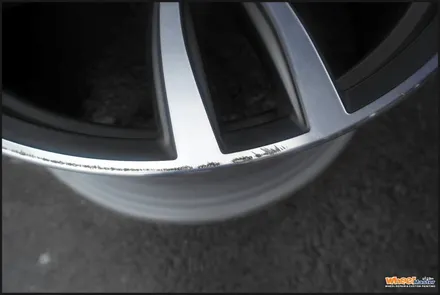 [울산다이아몬드컷팅휠][울산휠복원]bmw g11/g12 7시리즈 순정 다이아몬드컷팅휠수리 / 울산 북구