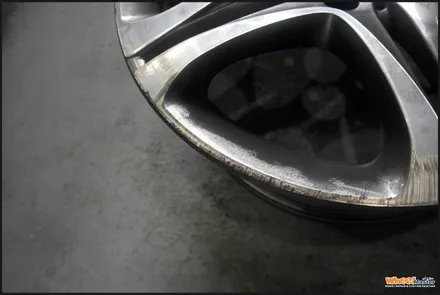 [울산휠][휠수리]bmw 640d 순정휠 다이아몬드컷팅휠수리 / 울산 북구