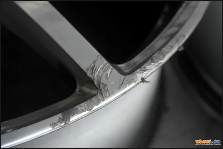 [울산휠수리][휠복원]벤츠w222 s클래스 s63amg 순정휠 다이아몬드컷팅휠수리[휠도색] / 울산 북구