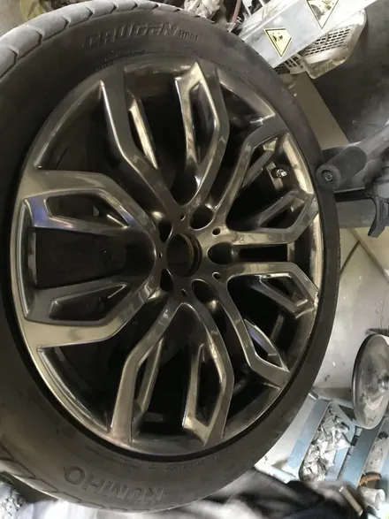 [울산휠마스터][울산휠복원][휠복원잘하는집]BMW X6 고스트크롬 휠 도색 / 울산 북구