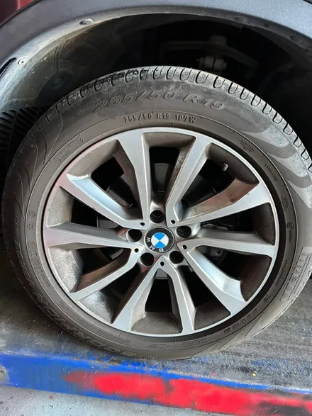 [울산휠마스터][울산휠도색][휠복원도색맛집]BMW X6 휠 블랙유광 도색 / 울산 북구