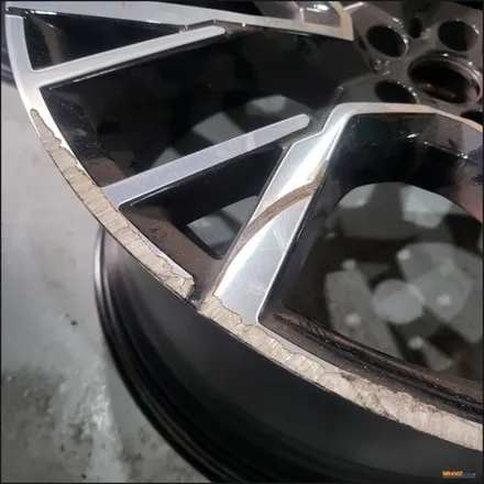 [울산휠도색][휠복원][휠수리]BMW X5M 블랙유광 분체도장 휠도색 / 울산 북구