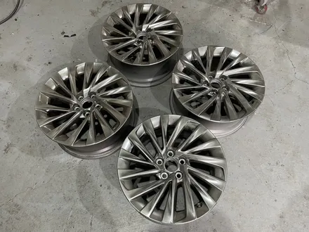 울산 렉서스ES 300H 라이트 건메탈 휠 도색 / 휠수리, 휠복원 / 울산 북구