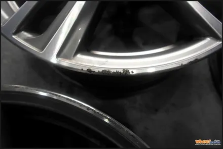 [울산휠도색][휠수리][휠복원]bmw430i컨버터블 순정휠 유광블랙 분체도장 휠도색 / 울산 북구