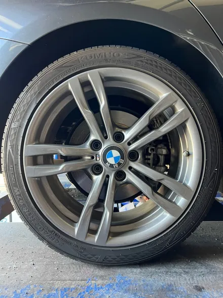 [울산휠마스터][울산휠도색][휠복도색맛집]BMW 3시리즈 휠 블랙유광 도색 / 울산 북구