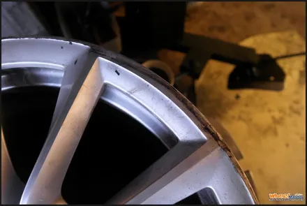 [울산다이아컷팅][휠수리]bmw e89 z4 순정휠 다이아몬드컷팅휠수리 / 울산 북구