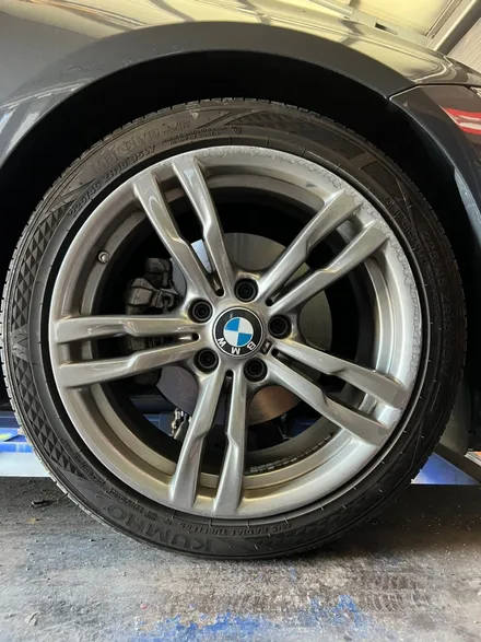 [울산휠마스터][울산휠도색][휠복도색맛집]BMW 3시리즈 휠 블랙유광 도색 / 울산 북구