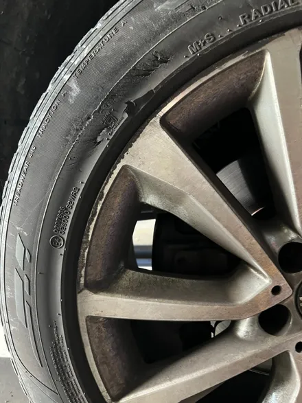 [울산휠마스터][울산휠도색][휠복원도색맛집]BMW X6 휠 블랙유광 도색 / 울산 북구