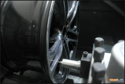 [울산휠][다이아몬드컷팅휠][휠수리]bmwx4순정휠 다이아몬드컷팅휠복원 / 울산 북구