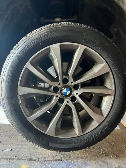 [울산휠마스터][울산휠도색][휠복원도색맛집]BMW X6 휠 블랙유광 도색 / 울산 북구