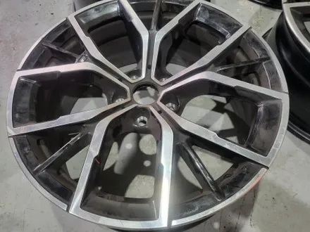 울산 BMW G30 5시리즈 유광블랙 분체도장 휠도색 / 울산 휠 수리, 울산 휠 복원 / 울산 북구