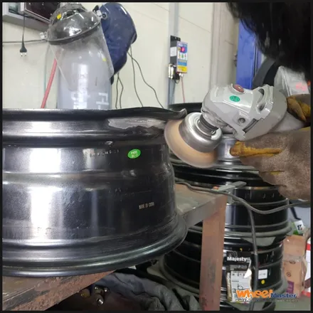 [울산휠복원][울산휠도색] bbs 심각한 굴절,크랙 휠수리 / 울산 북구