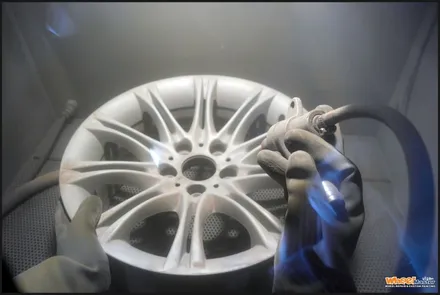 [울산휠도색][울산휠튜닝]bmw e60 5시리즈 345m휠 블랙유광 휠도색 / 울산 북구