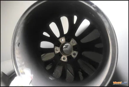 [울산휠도색][휠수리]bmw 5gt 순정휠 블랙유광 분체도장 휠도색[휠복원] / 울산 북구