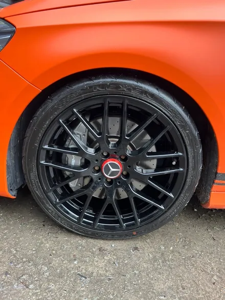 [울산휠마스터][울산휠도색][휠복원도색맛집]벤츠 A45 AMG 휠 블랙유광 도색 / 울산 북구