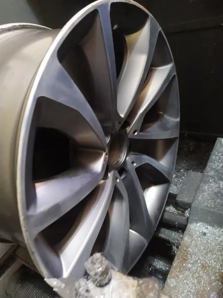 [울산휠마스터][휠복원][휠복원잘하는집]BMW X6 다이아몬드컷팅 휠 복원 / 울산 북구