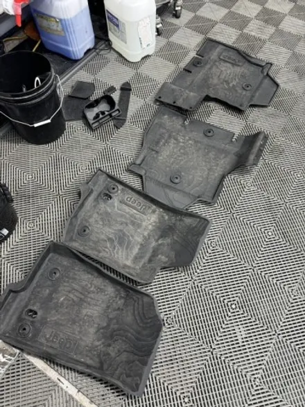 랭글러 루비콘 실내클리닝으로 김포에서 깨끗하게 만들어 드립니다 / 김포, 파주, 인천