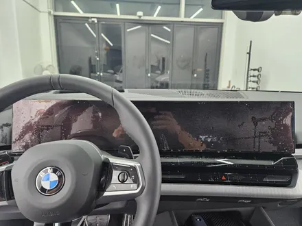 BMW 5시리즈 G60 실내 PPF 완벽한 시공!(영종도실내PPF,주안실내PPF,옥련동실내PPF,도화동실내PPF,고잔동실내PPF,논현동실내PPF,서창동실내PPF,시흥실내PPF) / 인천 연수구 송도동