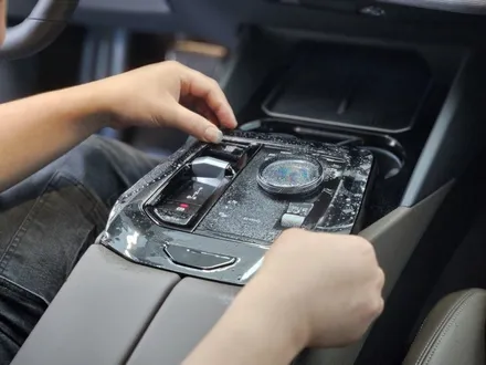 BMW 5시리즈 G60 실내 PPF 완벽한 시공!(영종도실내PPF,주안실내PPF,옥련동실내PPF,도화동실내PPF,고잔동실내PPF,논현동실내PPF,서창동실내PPF,시흥실내PPF) / 인천 연수구 송도동