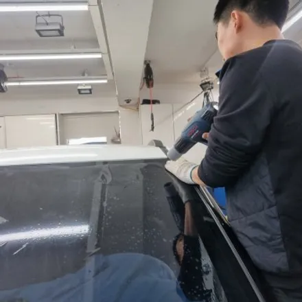 티볼리 썬팅 재시공 저렴하게 합리적인 금액으로 : 오토엔비 삼송 본점 / 고양 덕양구 삼송동