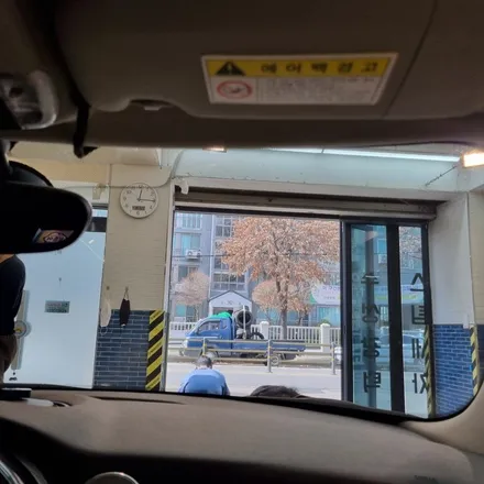 노원 가성비 썬팅 재시공 미니 전면 유리 블랙박스 QXD8000 작업했습니다 (중랑, 광진, 강북, 성북, 도봉, 동대문) / 고양 덕양구 삼송동