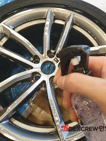 BMW 5시리즈 G30 블랙 무광 휠 도색, 뿌리는 랩핑지로 부담 없이 내 차에 변화를  줘보세요 ~!