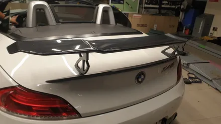 BMW Z4 리어 윙 스포일러 장착 및 발라스터 교체 작업 / 대구 동구, 북구, 남구, 수성구, 경산